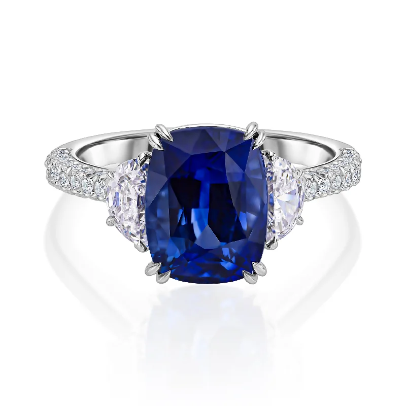 4.69 Carat Sapphire Blue Cushion Ring with 1.12 Carat Natural Diamonds