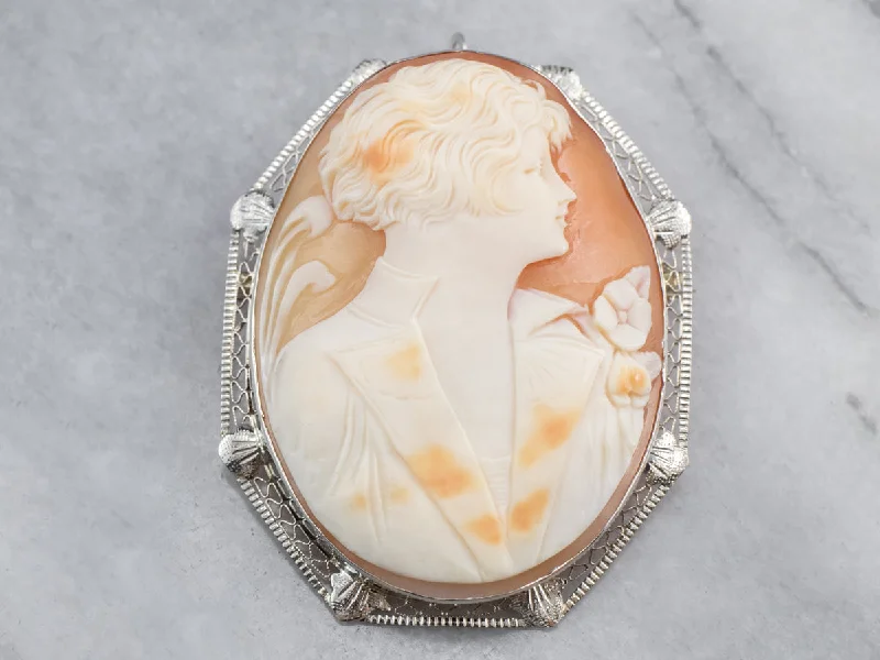 A Gentlemen's Cameo Brooch or Pendant