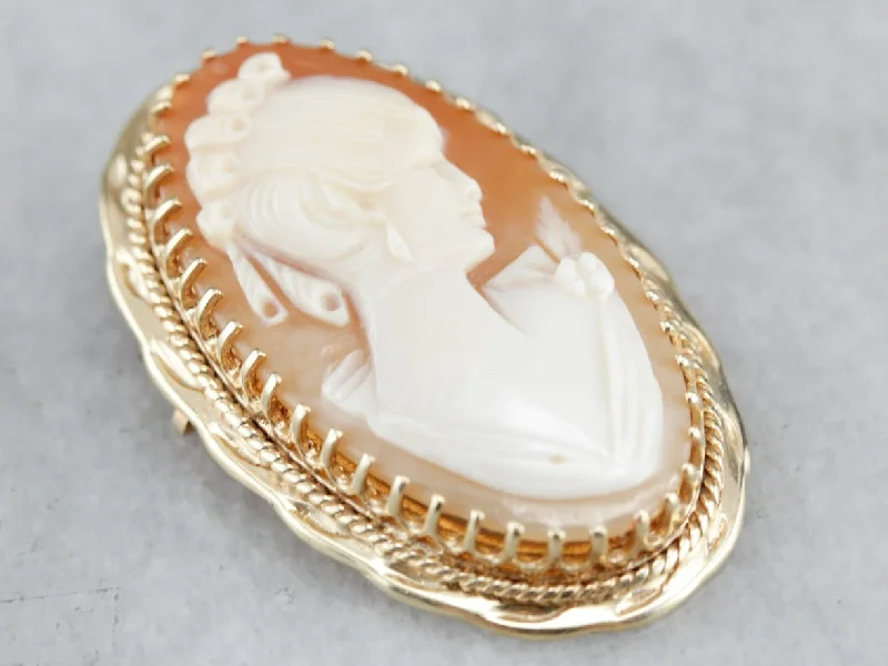 Vintage Cameo Brooch or Pendant